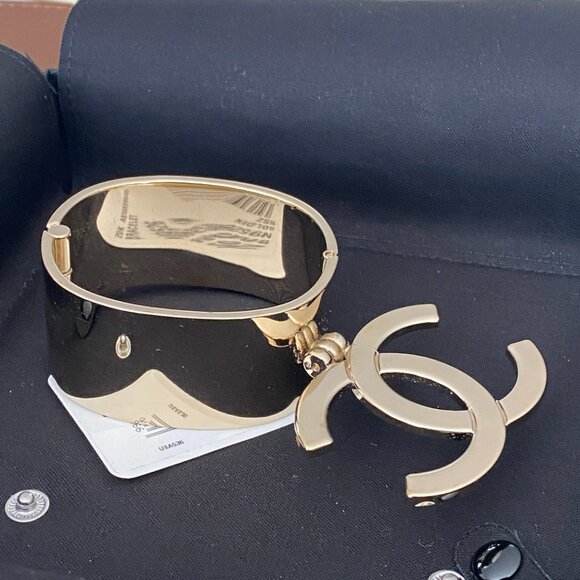 Chanel Limited Edition Cuff Bracelet - Picture 9 of 11